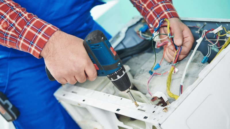 Manisa Viessmann Viessmann çamaşır makinesi kart tamiri – Su almama arızası orijinal parça ile giderildi. - Teknik servis örneği